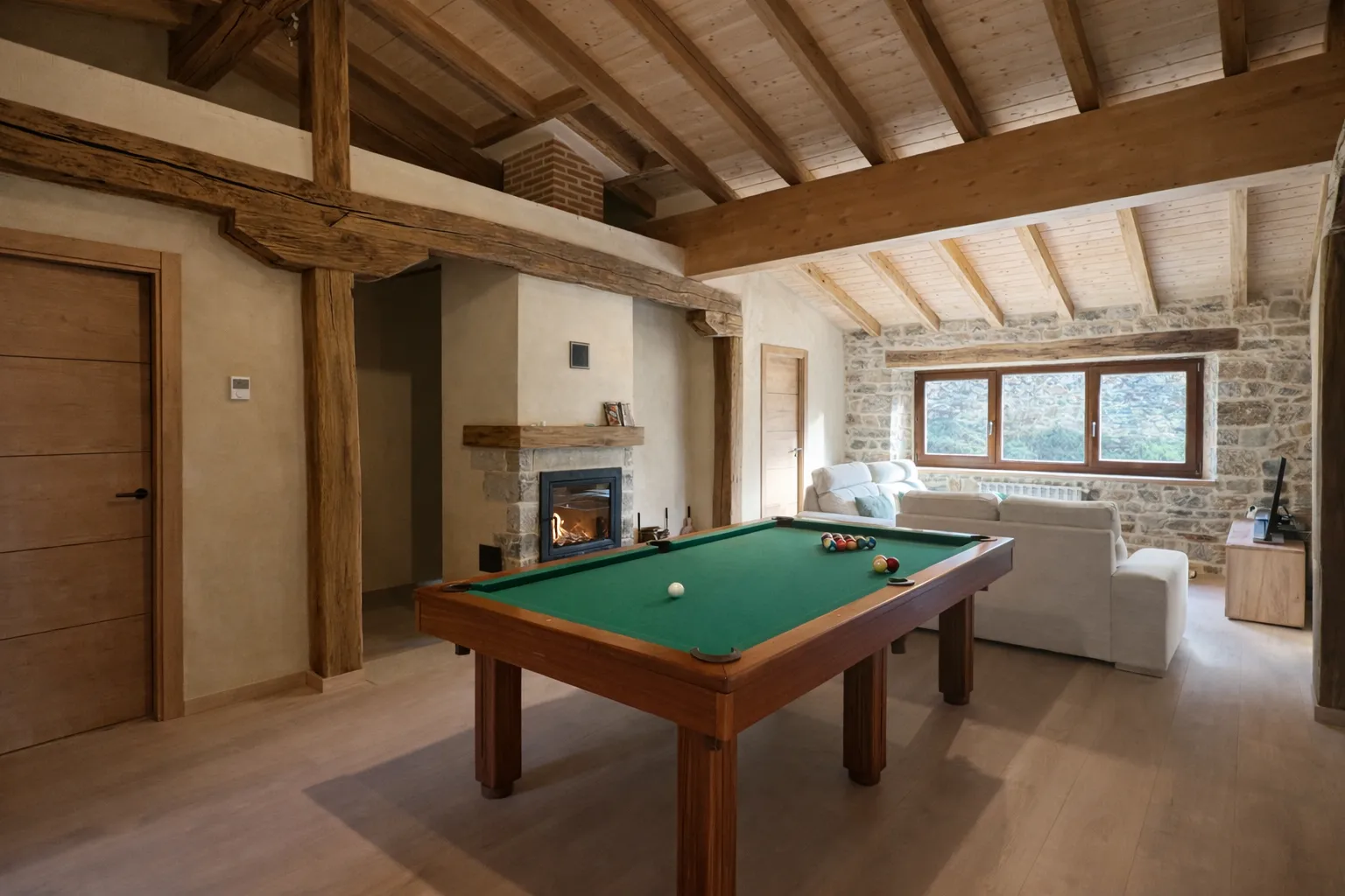 Salón completo de la primera planta en Cumbres de Lores